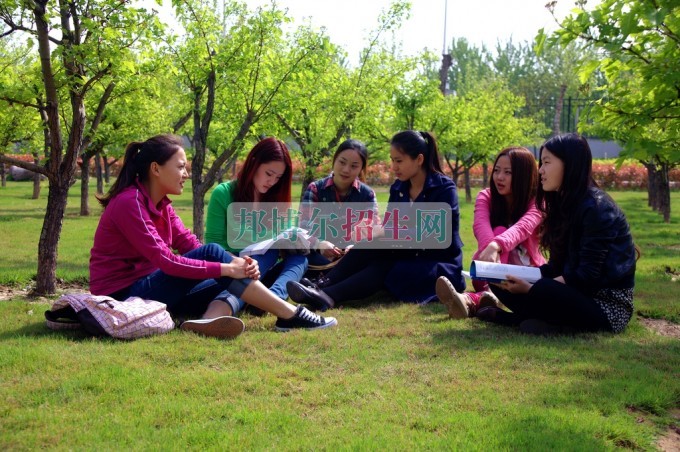 河南財政稅務(wù)高等?？茖W(xué)校網(wǎng)站網(wǎng)址