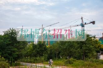 四川省建筑技工學(xué)校2016年報名條件、招生對象