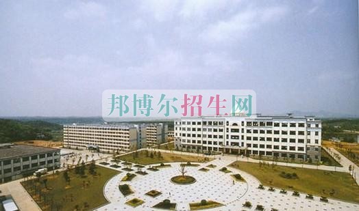上海中僑職業(yè)技術學院招生辦聯系電話