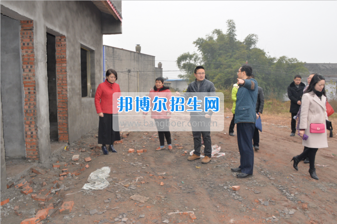 川南幼兒師范高等?？茖W(xué)校“走基層、送溫暖”活動(dòng)