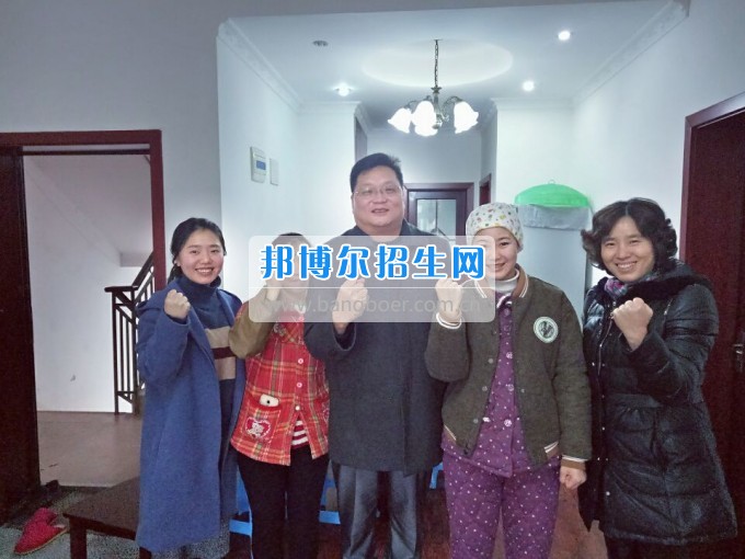 重慶航天職業(yè)技術(shù)學(xué)院關(guān)心學(xué)生生活、關(guān)注學(xué)生成長(zhǎng)