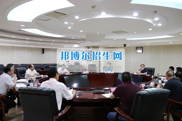成都農(nóng)業(yè)科技職業(yè)學院領導帶隊赴簡陽市調研精準扶貧工作