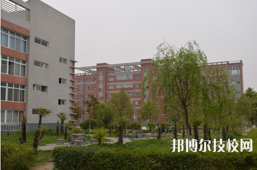 陜西航空技師學(xué)院2020年報名條件、招生要求、招生對象