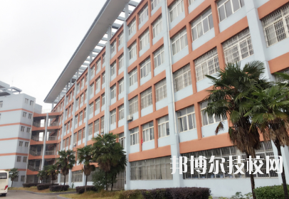南昌理工職業(yè)中等專業(yè)學校2020年報名條件、招生要求、招生對象 