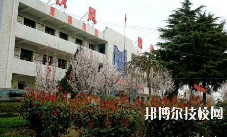 扶風(fēng)縣職業(yè)教育中心2020年報(bào)名條件、招生要求、招生對(duì)象 