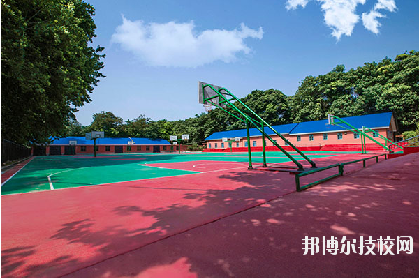 西安鐵道職業(yè)學(xué)校2020年報(bào)名條件、招生要求、招生對(duì)象