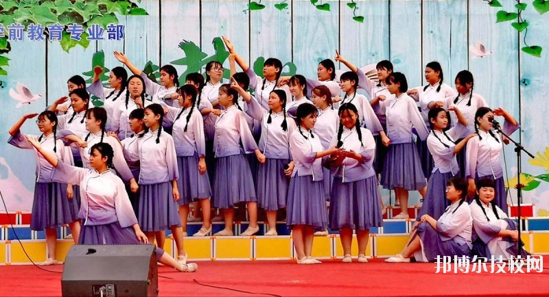邢臺現(xiàn)代職業(yè)學校2020年報名條件、招生要求、招生對象