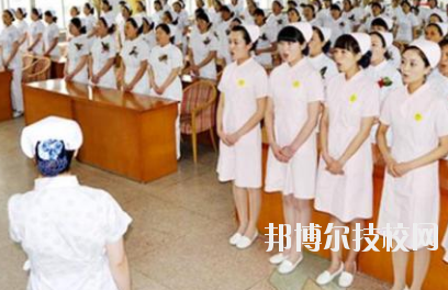 蘭州護(hù)士學(xué)校2020年報(bào)名條件、招生要求、招生對(duì)象