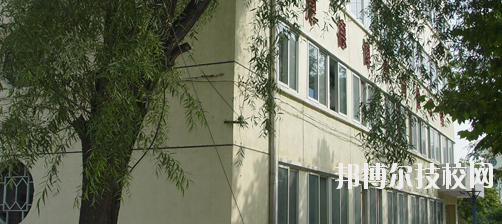 天水職業(yè)中等專業(yè)學(xué)校2020年學(xué)費、收費多少