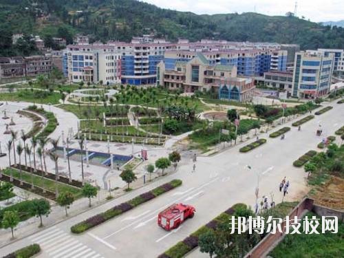 望謨中等職業(yè)學(xué)校2020年報(bào)名條件、招生要求、招生對(duì)象