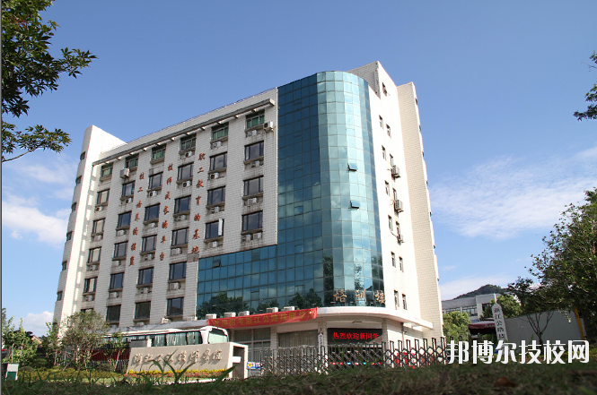 浙江公路技師學(xué)院2020年學(xué)費(fèi)、收費(fèi)多少