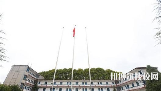 貴陽鐵路工程學(xué)校2020年報名條件、招生要求、招生對象