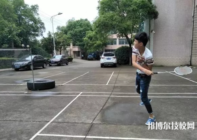 江西新興產(chǎn)業(yè)工程學(xué)校2020年報(bào)名條件、招生要求、招生對(duì)象