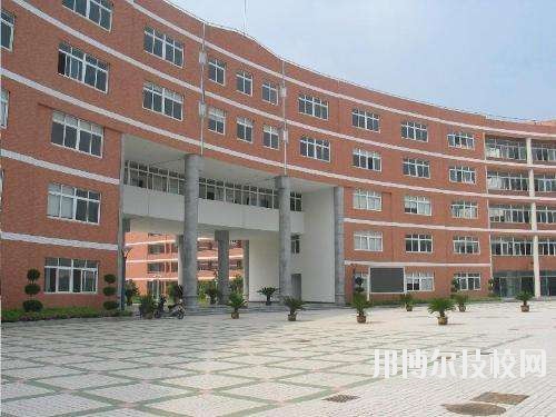 贛州第一職業(yè)技術(shù)學(xué)校2020年報(bào)名條件、招生要求、招生對(duì)象