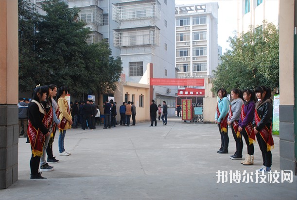江西電子工業(yè)中等專(zhuān)業(yè)學(xué)校2020年報(bào)名條件、招生要求、招生對(duì)象