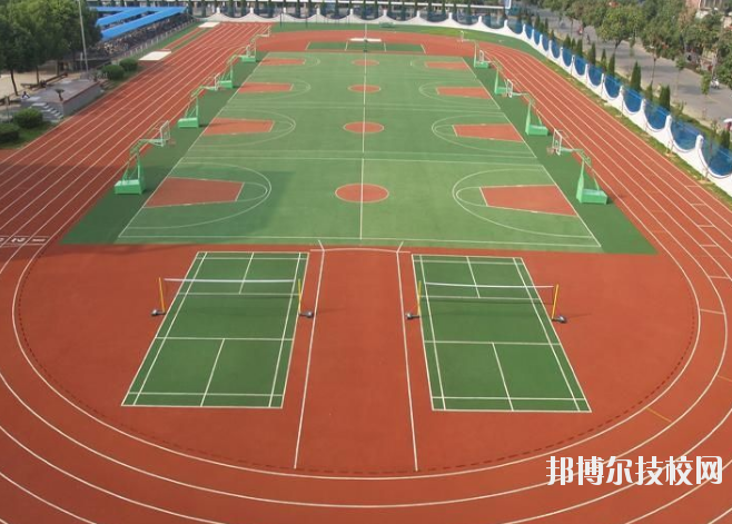 重慶商務(wù)學(xué)校怎么樣、好不好