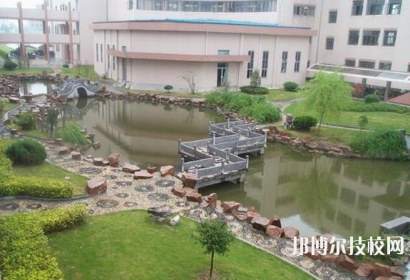 海鹽縣商貿(mào)學(xué)校2020年報名條件、招生要求、招生對象