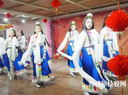 安康高新中等職業(yè)學(xué)校2020年報名條件、招生要求、招生對象 