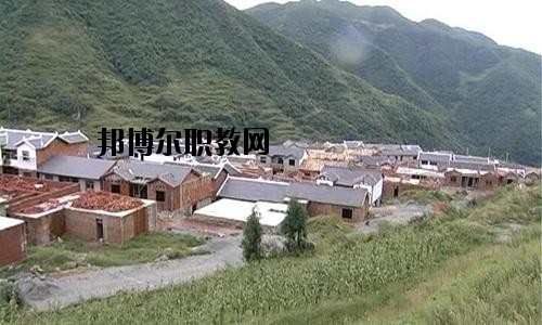 納雍中等職業(yè)學(xué)校2020年報(bào)名條件、招生要求、招生對(duì)象