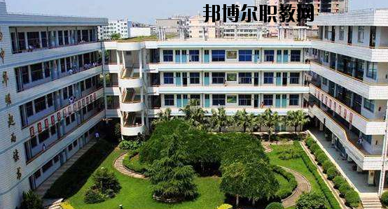 龍港第二職業(yè)學校怎么樣，好不好