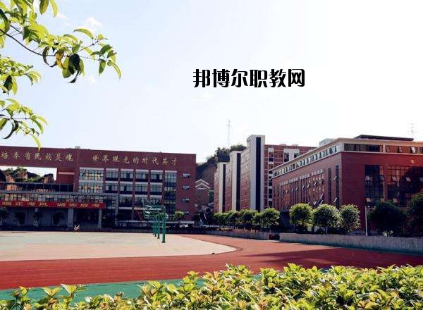 恩施信息技術(shù)學(xué)校2020年報名條件、招生要求、招生對象