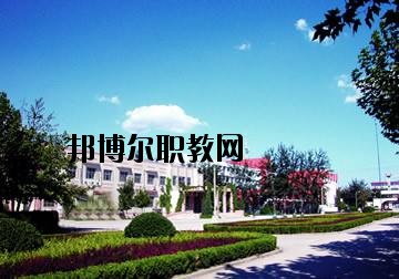 綿陽市世紀(jì)石油工程技術(shù)學(xué)校2020年報(bào)名條件、招生要求、招生對象