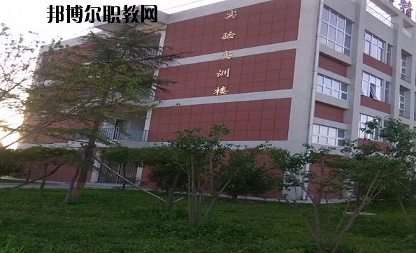 藍田職業(yè)教育中心2020年報名條件、招生要求、招生對象 