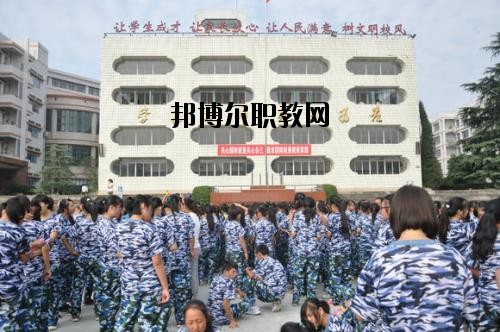 隆昌幼兒師范學(xué)校2020年報(bào)名條件、招生要求、招生對(duì)象