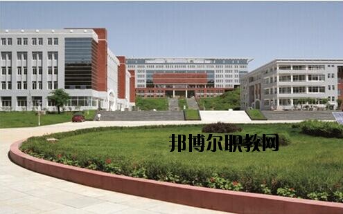 銅仁廣播電視大學(xué)中專部學(xué)校怎么樣、好不好