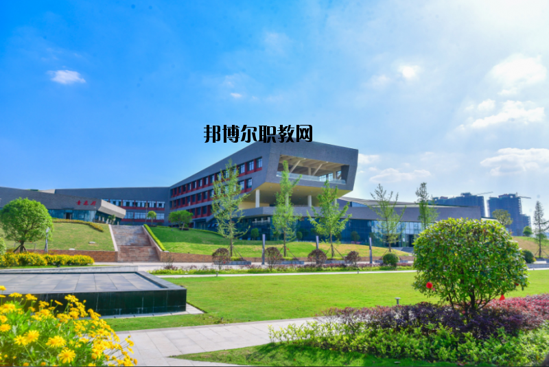 四川省經(jīng)濟管理學校2020年報名條件、招生要求、招生對象