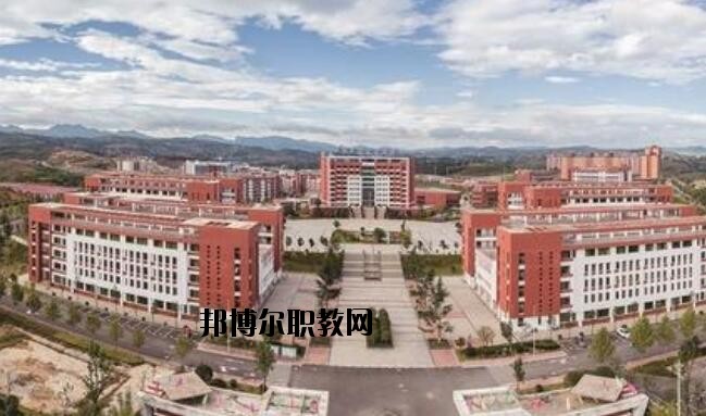 畢節(jié)農(nóng)業(yè)學(xué)校2020年報(bào)名條件、招生要求、招生對象