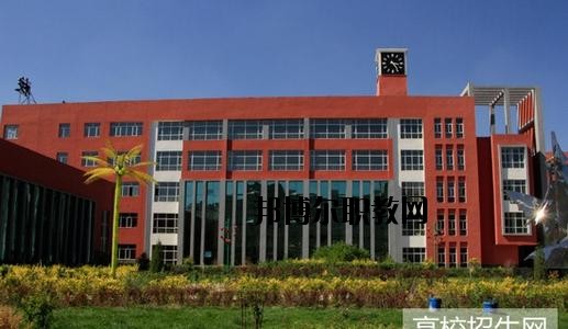 成都經(jīng)濟技術學校學校怎么樣