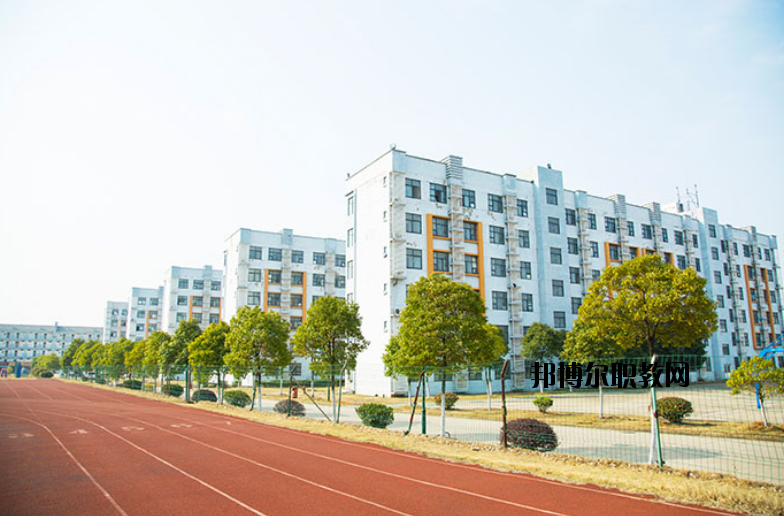 南昌運輸職業(yè)技術(shù)學(xué)校怎么樣、好不好