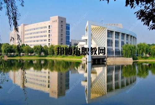 黃岡聯(lián)升職業(yè)技術(shù)學(xué)校2020年報名條件、招生要求、招生對象