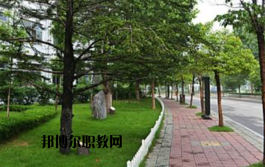 馬關(guān)縣民族職業(yè)高級中學(xué)怎么樣、好不好