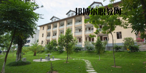 梅州農(nóng)業(yè)學(xué)校2020年報(bào)名條件、招生要求、招生對(duì)象