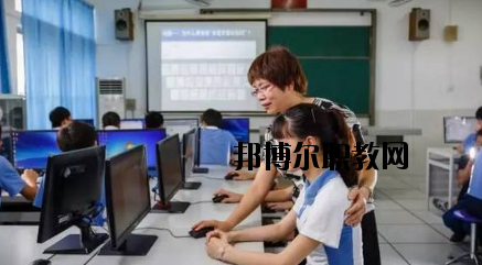 蘭州高新科技學校2020年學費、收費多少