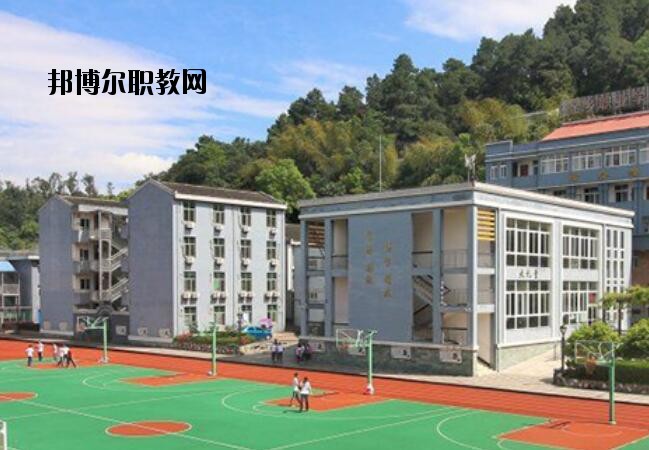 蒼南縣金鄉(xiāng)職業(yè)學(xué)校2020年報名條件、招生要求、招生對象