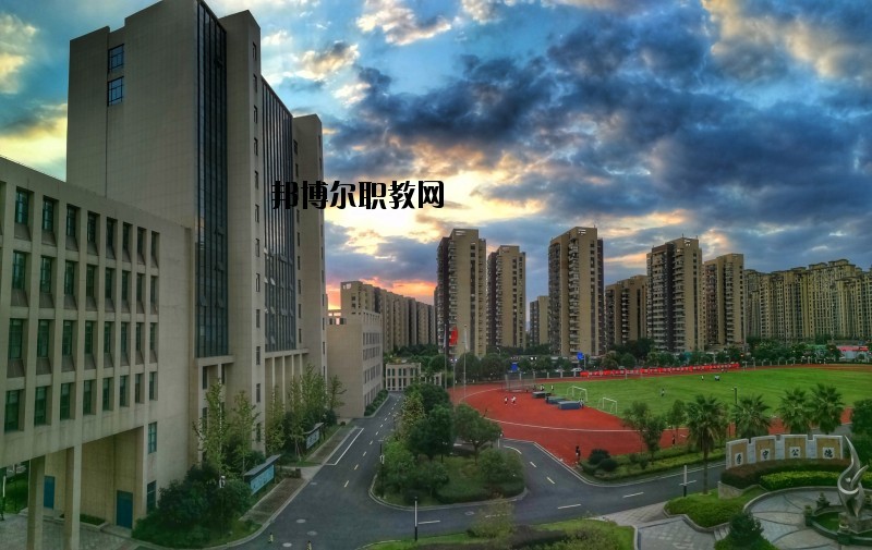 永嘉縣四川中學(xué)2020年報(bào)名條件、招生要求、招生對(duì)象