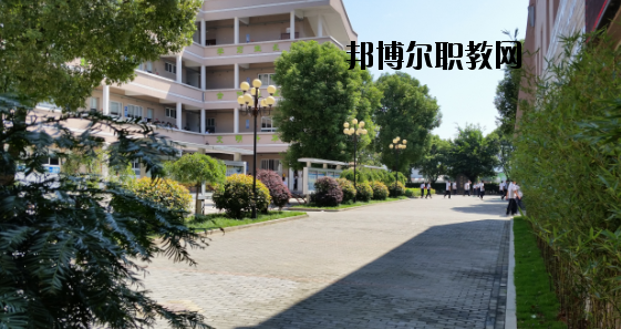 衢州育才職業(yè)中學(xué)怎么樣，好不好