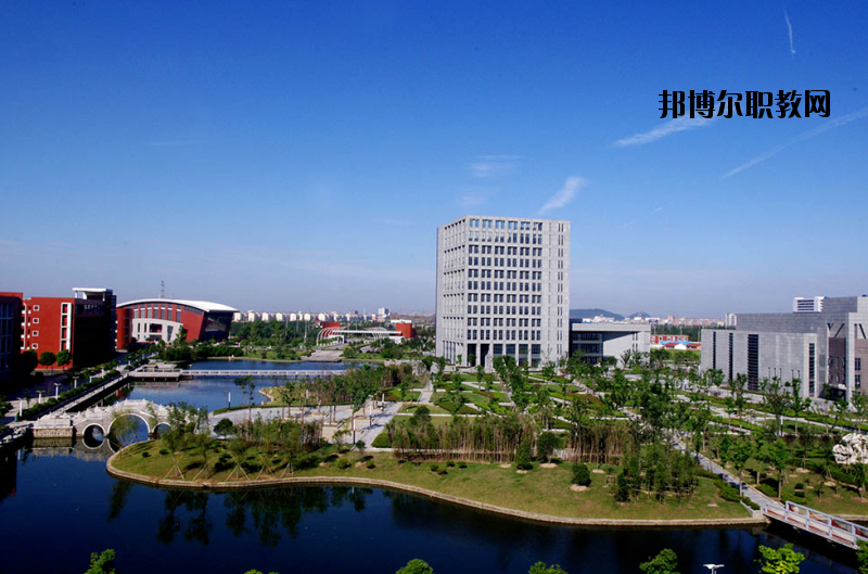 南通航運職業(yè)技術(shù)學(xué)院2020年報名條件、招生要求、招生對象