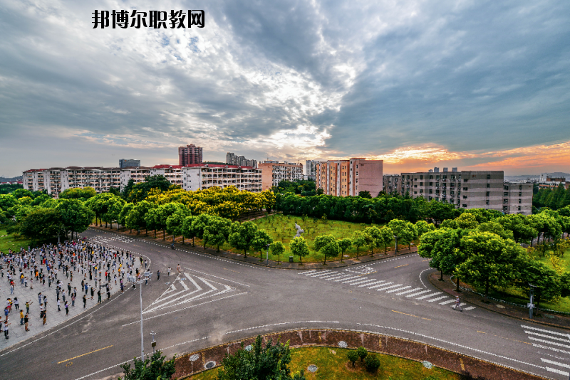 江蘇建筑職業(yè)技術學院怎么樣、好不好