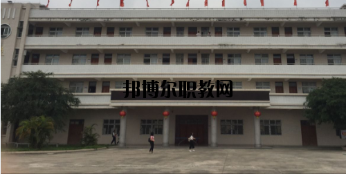 陸豐技工學(xué)校2020年報(bào)名條件、招生要求、招生對(duì)象