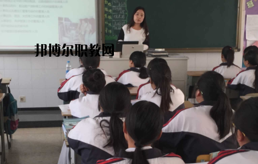 嘉峪關(guān)職業(yè)中等專業(yè)學(xué)校2020年報名條件、招生要求、招生對象