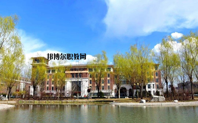 京山衛(wèi)生學校2020年報名條件、招生要求、招生對象