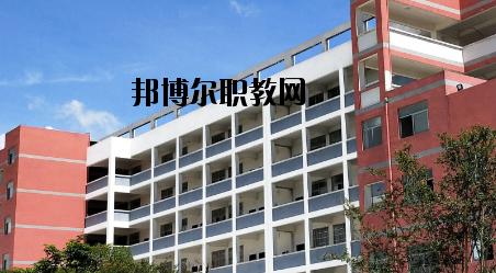 玉林華港中等職業(yè)技術(shù)學(xué)校2020年報(bào)名條件、招生要求、招生對象 
