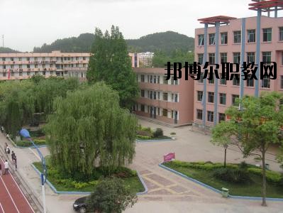 遂寧職業(yè)技術(shù)學(xué)校2020年報(bào)名條件、招生要求、招生對象
