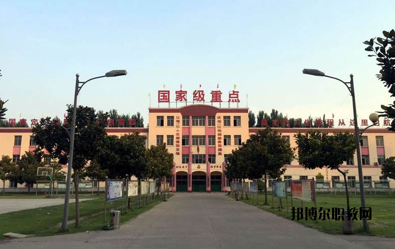 開封現(xiàn)代科技中等職業(yè)技術(shù)學校2021年招生辦聯(lián)系電話