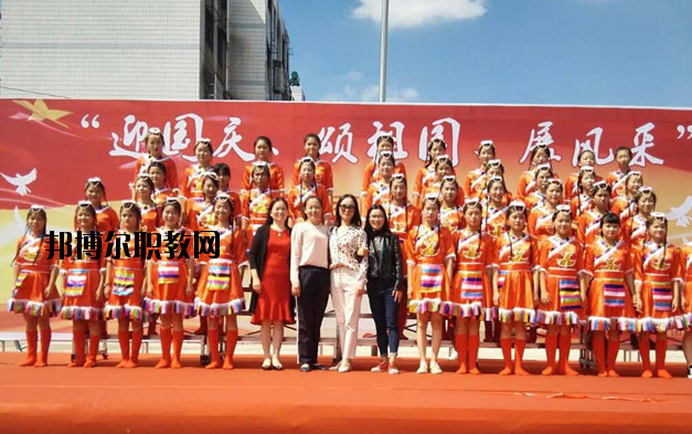 阜陽現(xiàn)代職業(yè)教育學(xué)校2020年報(bào)名條件、招生要求、招生對(duì)象