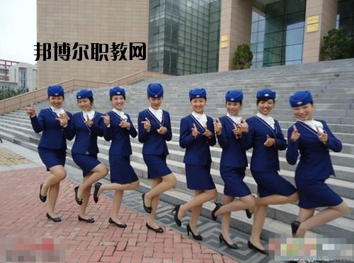 成都翔飛航空職業(yè)技術學校2020年報名條件、招生要求、招生對象